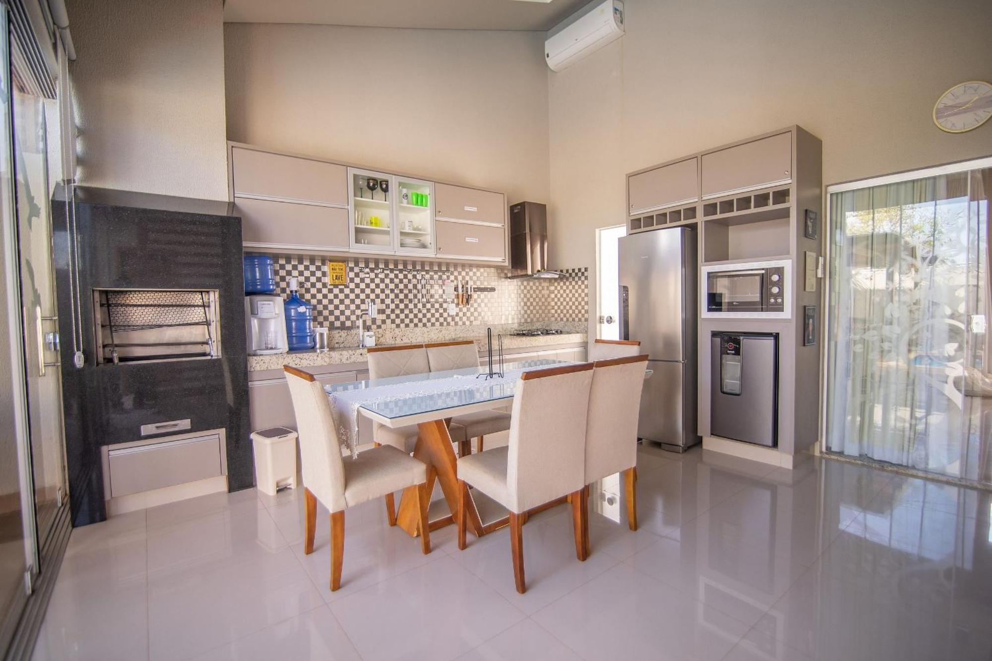 Casa de férias Casa Ipe - Luxo Em Cond Fechado C/piscina Aquecida *